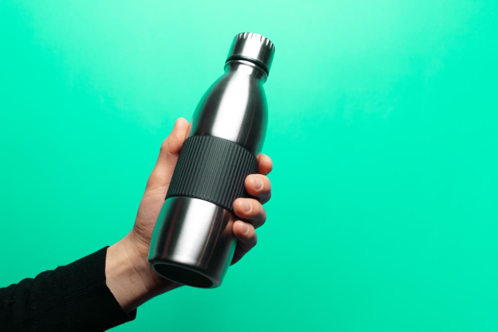 Garrafa térmica personalizada para empresas: peça orçamento