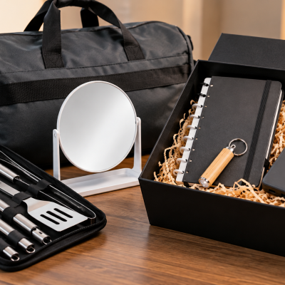 Kits personalizados para funcionários: como montar o presente ideal? Kits personalizados para funcionários: como montar o presente ideal?
